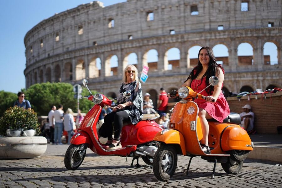 Rome: Hidden Gems Guided Vespa Tour with Photos - Piazza Venezia at the Foot of Capitoline: The Ride’s End Point