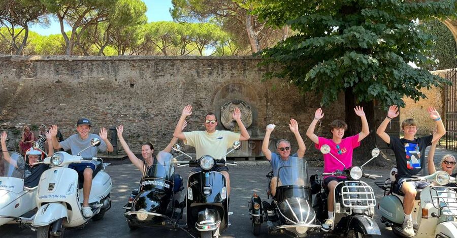 Rome: Highlights Vespa Sidecar Tour with Coffee and Gelato - Piazza di San Marco Start: Getting Ready for the Ride