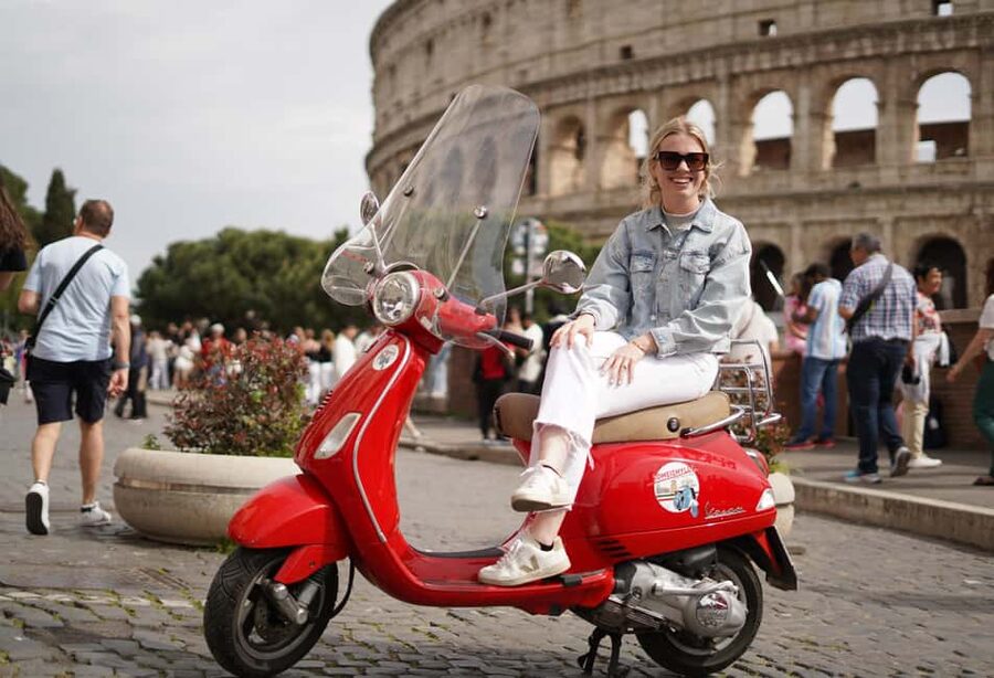 Rome on a Vespa – Photography Service - Janiculum Hill at Terrazza del Gianicolo: coffee, skyline, and the final wow