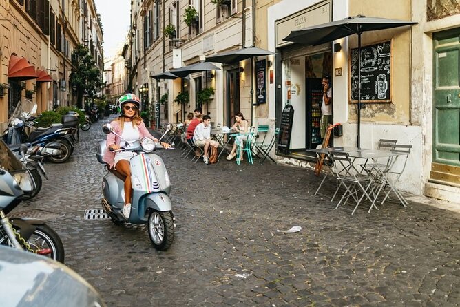 Rome Vespa 125cc Daily Rental - How the rental fits into a typical Rome day