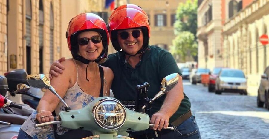 Rome: Vespa 125cc Daily rental ( Rome Termini & Vatican ) - The Safety Briefing, Helmets, and Road Rules That Save Your Trip