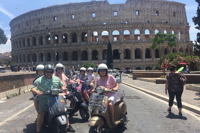 Rome Vespa Grand Tour - Piazza Navona Pass-Through: Where Rome Feels Like a Stage