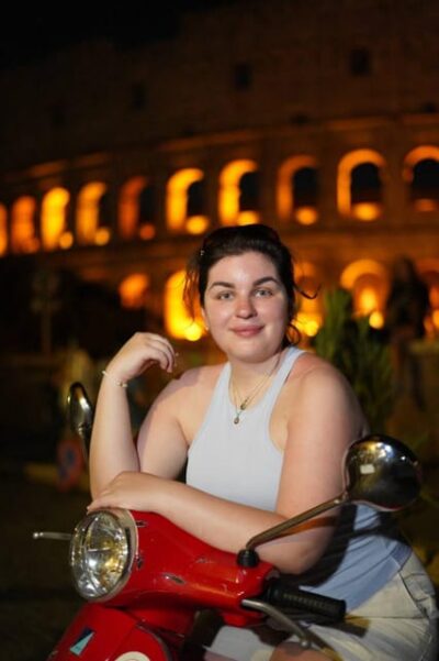 Rome: Vespa Tour & Professional Photoshoot - Colosseum photo stop: seeing the icon without the hassle