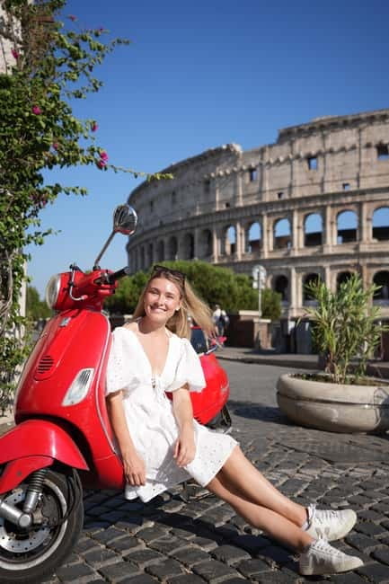 Rome Vespa Tour: Spirit of the Jubilee - From the Colosseum to Circus Maximus: the quick history hit you can actually feel