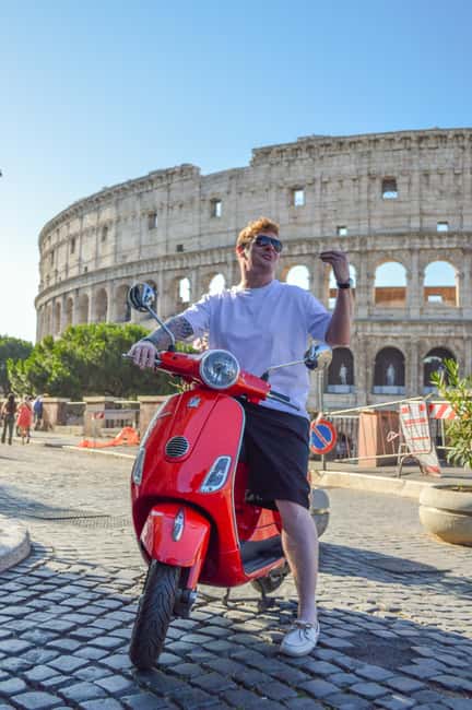 Rome: Vespa tour “When in Rome” with Dessert and Photography - Getting started at Snack Bar Venezia and boarding your Vespa