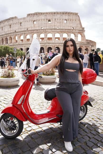 Rome: Vespa Tour with Hidden Gems and Driver - Terrazza del Gianicolo: Panorama Time With the Entry Included