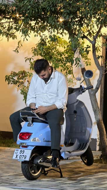 Rome: Vespa Tour with Local Guide - Gelato, Roman Icy Spring Water, and Dessert Stops That Matter