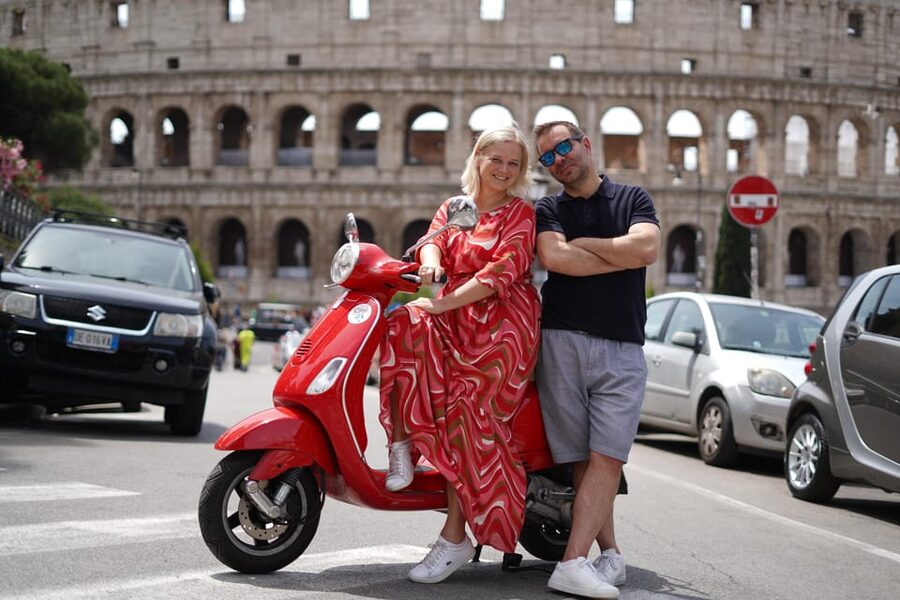 Rome: Vespa Tour with Photo services Small‑Group Highlights - Giardino degli Aranci (Orange Garden): Break Time and Real Viewpoints