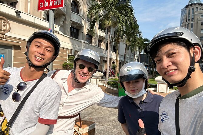 Saigon Secrets - Half Day Tour With Vintage Vespa - Stop 3: Bạch Tùng Diệp Park, the French Guillotine Story, and War Layers