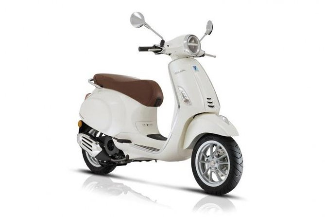 Scooter Rental Vespa Primavera 125cc from Sorrento - Price that adds up: what $120.02 gets you for up to 2 people