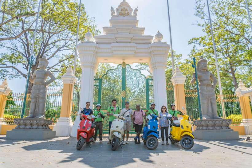 Siem Reap Evening Food Tour - On Promotion Price limit Offer - Entering Siem Reap by night on a Vespa feels different