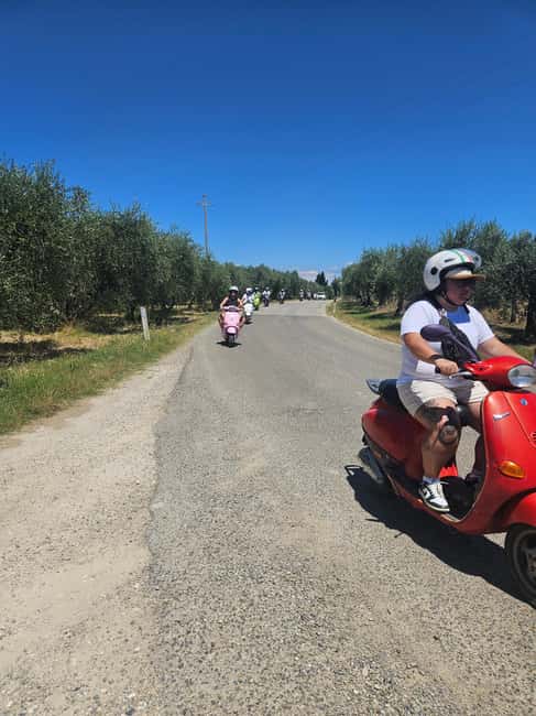 Tuscany: Vespa Tour with Traditional Lunch - Scooter skills, safety briefing, and who gets to drive