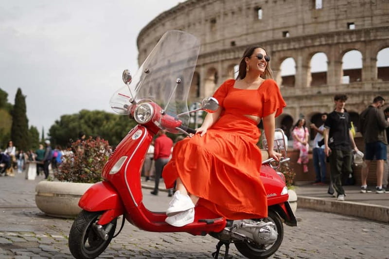 Vespa city tour in Rome with two different routes - Two Vespa photo routes: choose the Rome you want