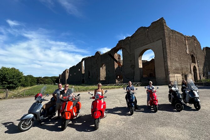 Vespa experience guided by us & Photo shoot - Crossing toward Giannicolo: fountains, street views, and that big moment