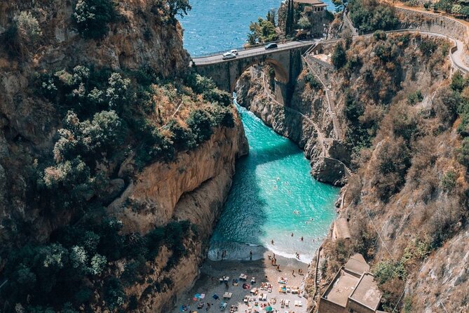 Vespa Rental to Discover Sorrento, Amalfi Coast, Positano & More - What you actually get: helmets, GPS mount, and a phone-ready setup
