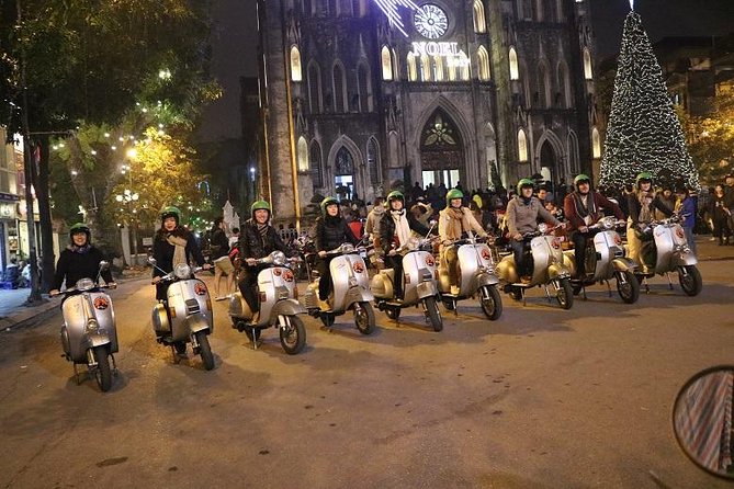 Vespa Saigon By Night Street Food Tour - Stop-by-Stop: What Each Moment Feels Like