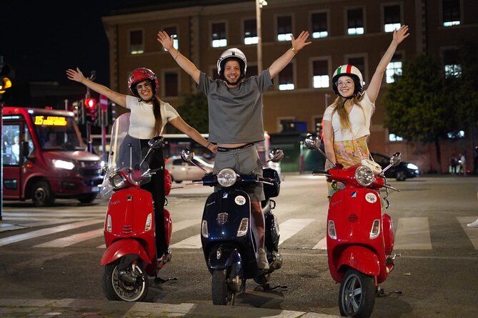Vespa Scooter Night Tour in Rome with Professional Photographer - A Vespa Night Tour That Keeps You Moving