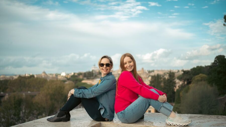 Vespa scooter tour in Rome with Pro-Photographer - Meeting Point, Start Zone, and How the Timing Works