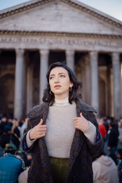 Vespa scooter tour in Rome with Pro-Photographer - Colosseum Photo Stop: Quick, Focused, and Timed