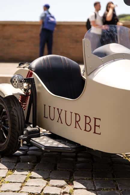 Vespa Sidecar Tour: Highlights of Rome - Jewish Ghetto area: a guided pause with real texture