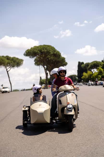 Vespa Sidecar Tour: Highlights of Rome - Why a Vespa sidecar works for a first Rome sprint