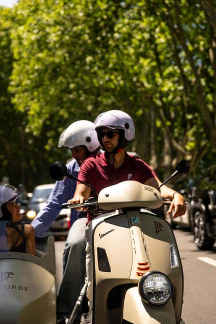 Vespa Sidecar Tour: Highlights of Rome - Trevi Fountain and the coin toss ritual