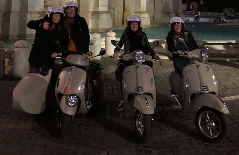 Vespa Sidecar Tour : Rome by Night - Piazza del Popolo to Trevi Fountain: first sights, quick orientation