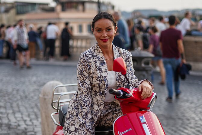Vespa Tour Guided by Local in Rome - Piazza Navona Finale: Four Fountains and “Good Vibes” Energy