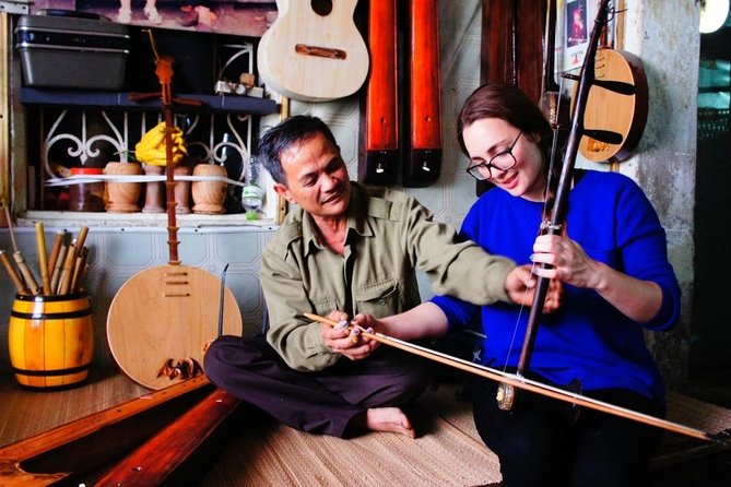 Vespa Tour Hanoi Life Rustic - Huu Tiep Lake and B-52 Lake: history that’s tied to place