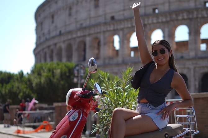 Vespa Tour in Rome with professional photographer - Circus Maximus to Aventine Hill: Orange Garden and Santa Sabina
