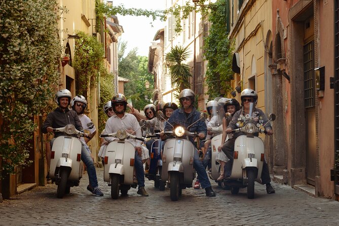 Vespa Tour with driver Rome By Night 3 hours - Terme di Caracalla: A Big Roman Name in a Short Visit