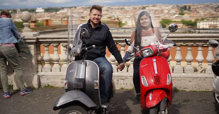 Vespa Tour with Professional Photographer - Meeting Points, Pickup, and How the Timing Works