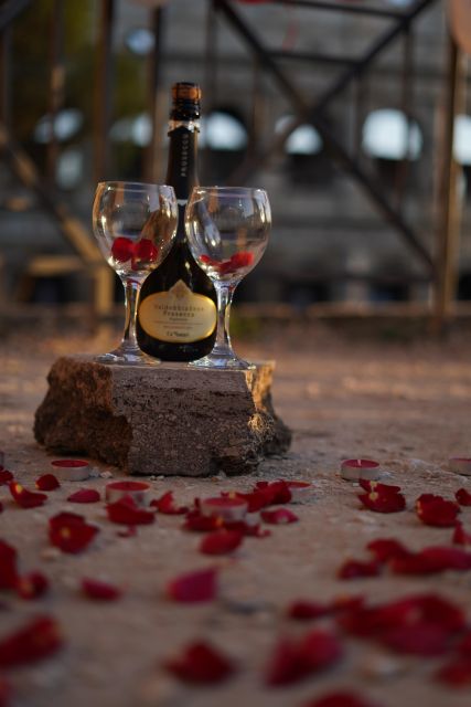 Vespa - Wine and Photography service in Rome - What you get for the money: Vespa + wine + pro camera photos